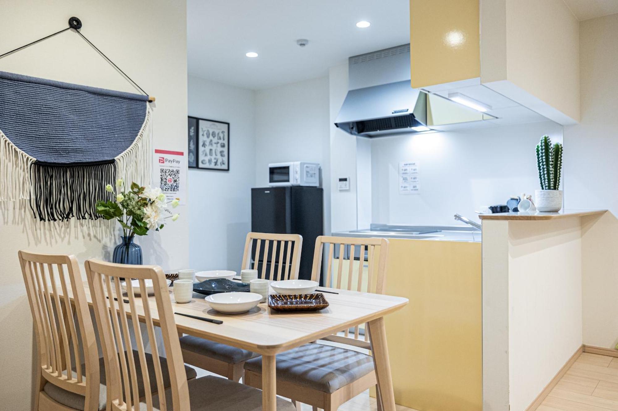 住吉メリー4階建戸建て 最大14人まで! 住吉大社徒歩圏内 梅田奈良関空まで直行 Villa Ōsaka Eksteriør bilde